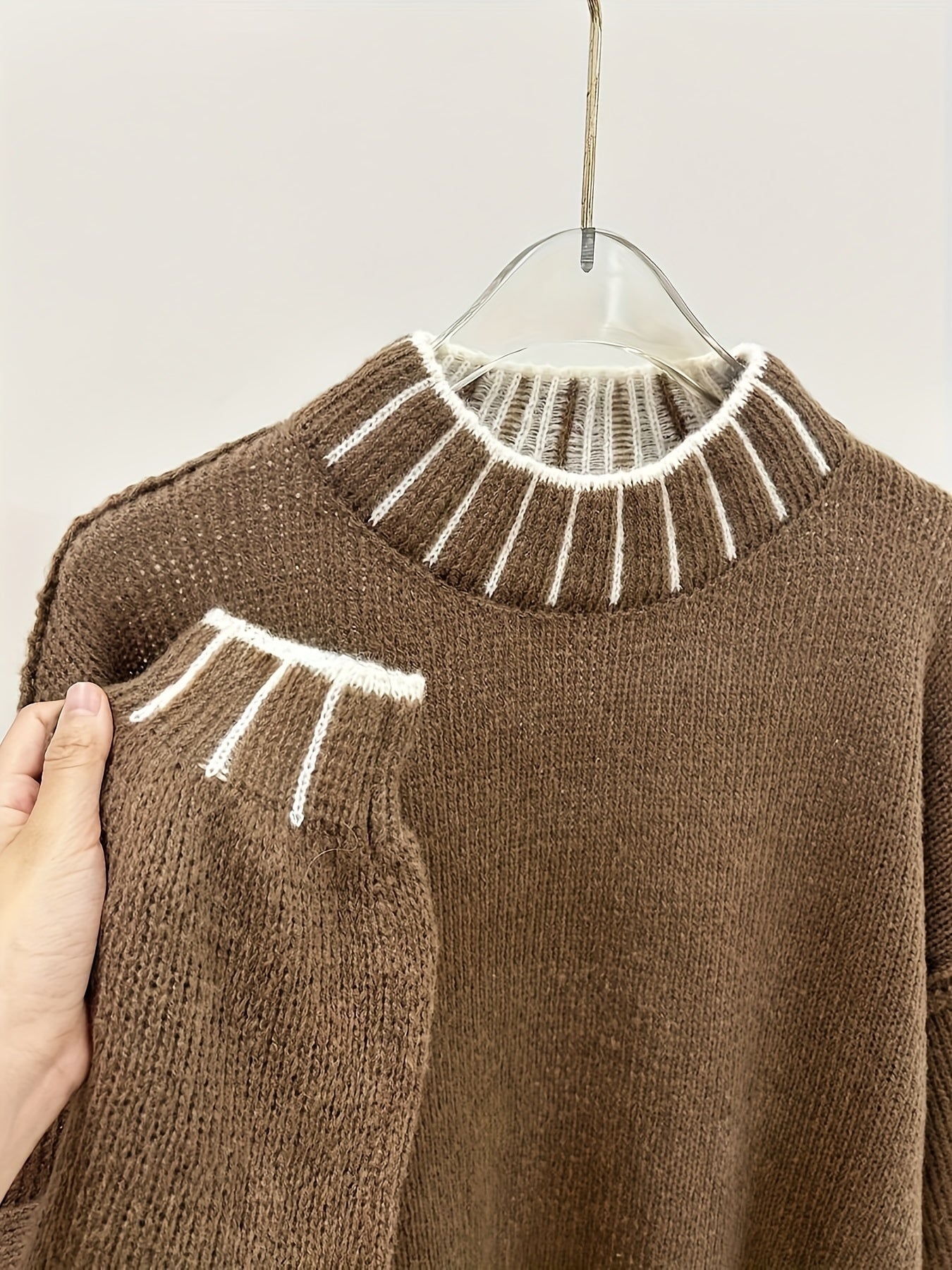 Olivia | Sweater med en kontrastbestand