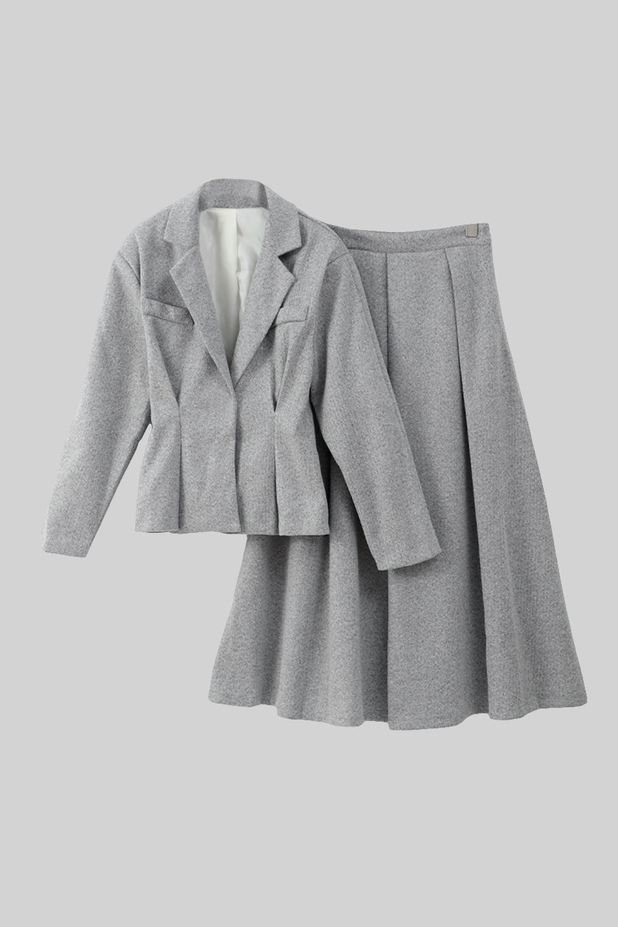 Elegant Two-Piece Tailored Blazer And Pleated Skirt Ensemble - Gray