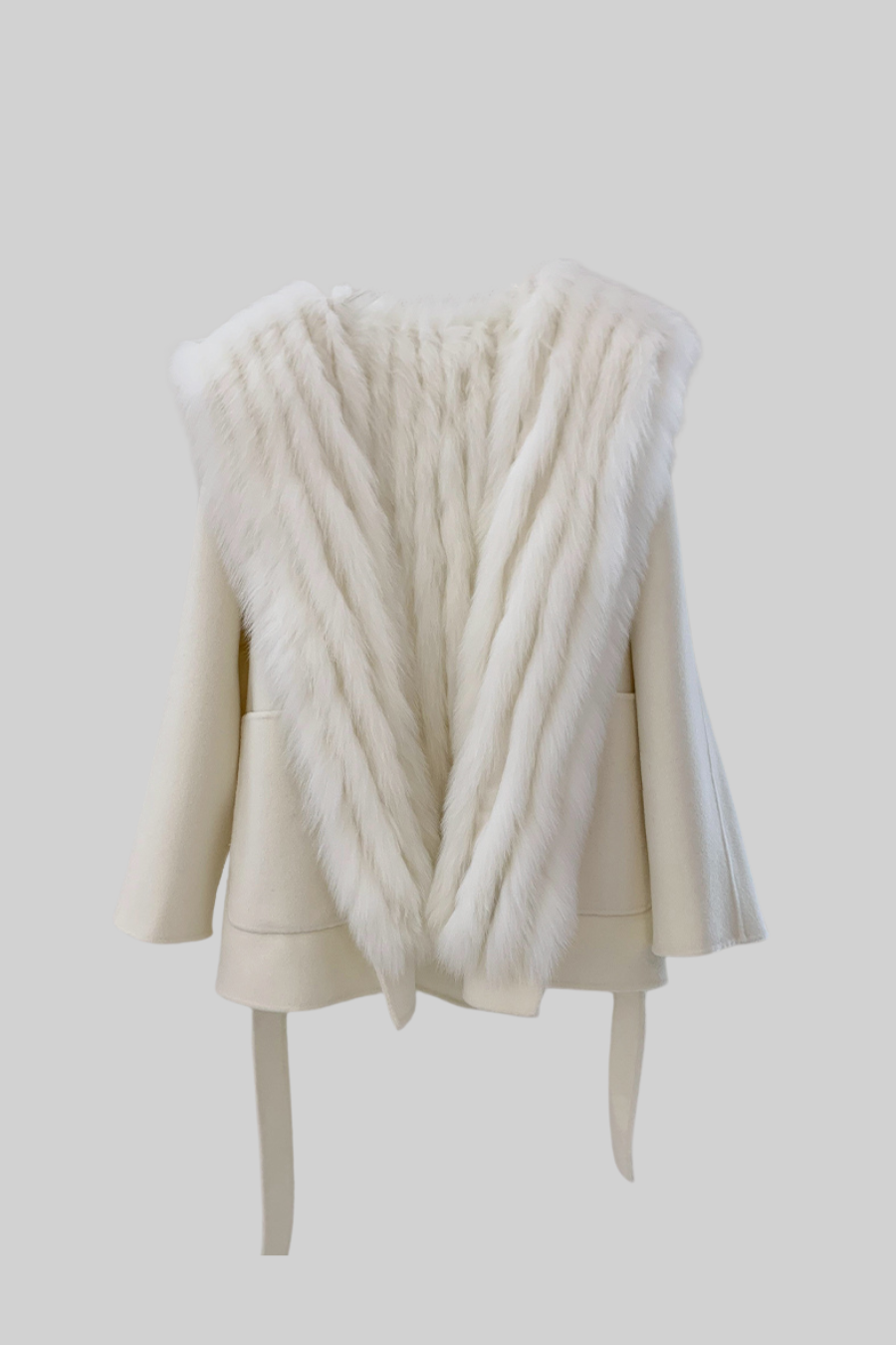 Fur-Collar Jacket With Oversized Hood And Waistband - Ivoire