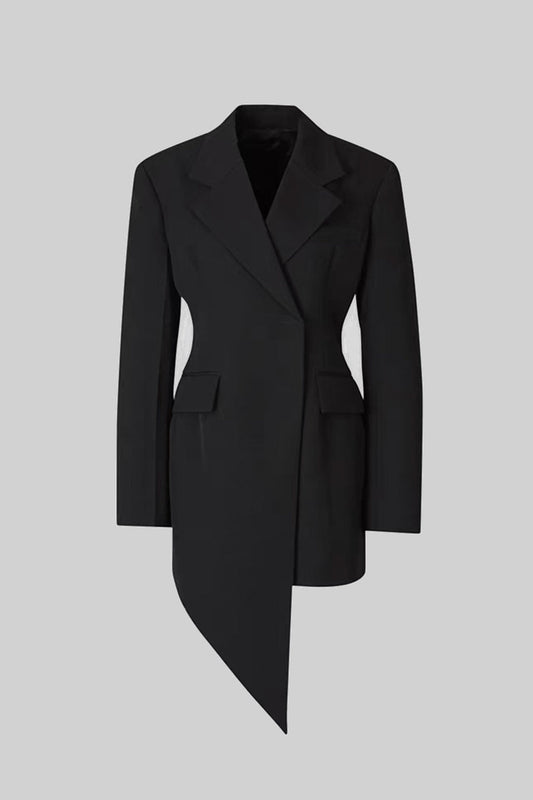 Monteret enkeltbrystet blazer med asymmetrisk hemline - sort