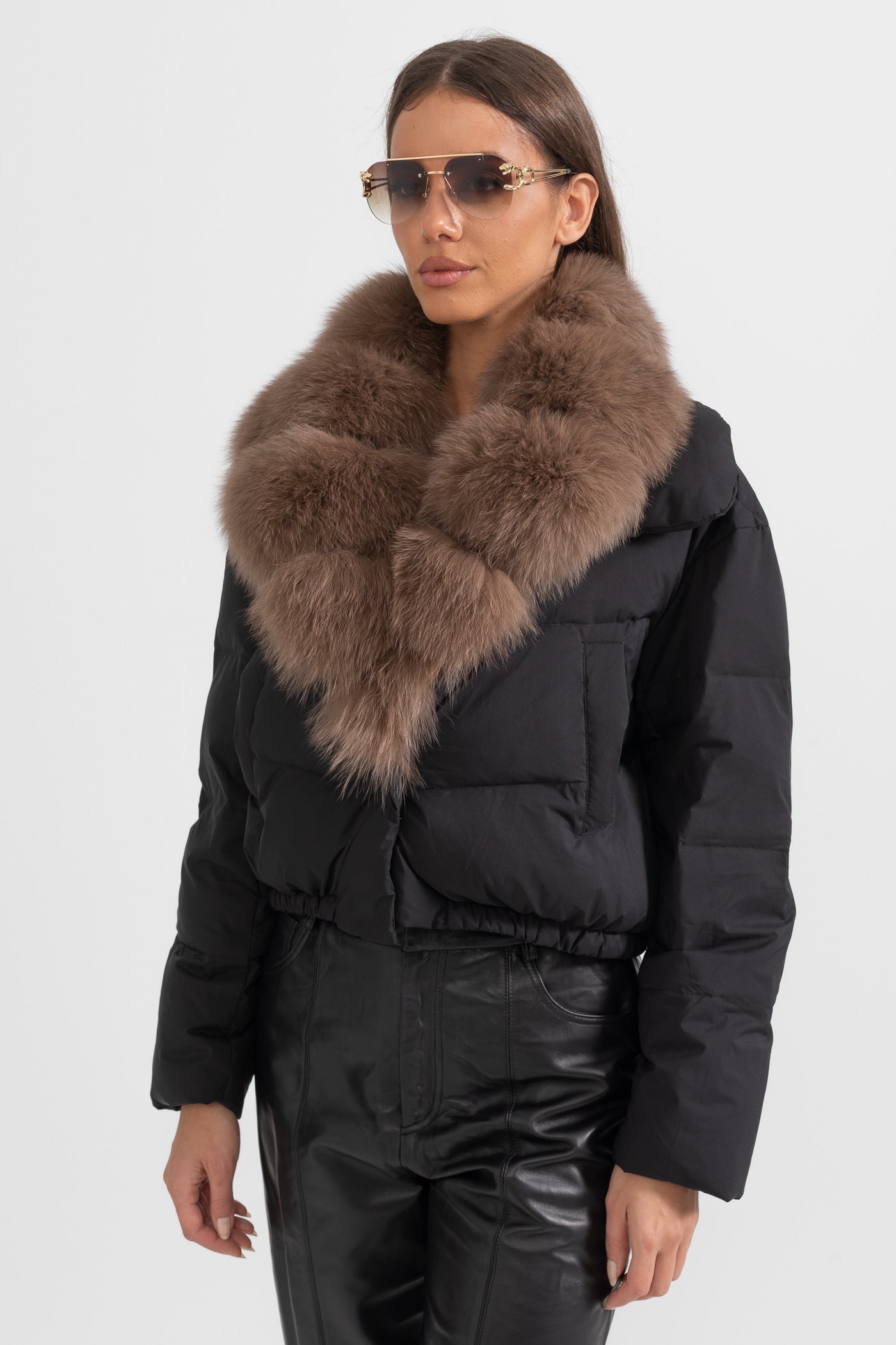 Bufferjakke med Brown Fox Fur -Lined Hood - Sort