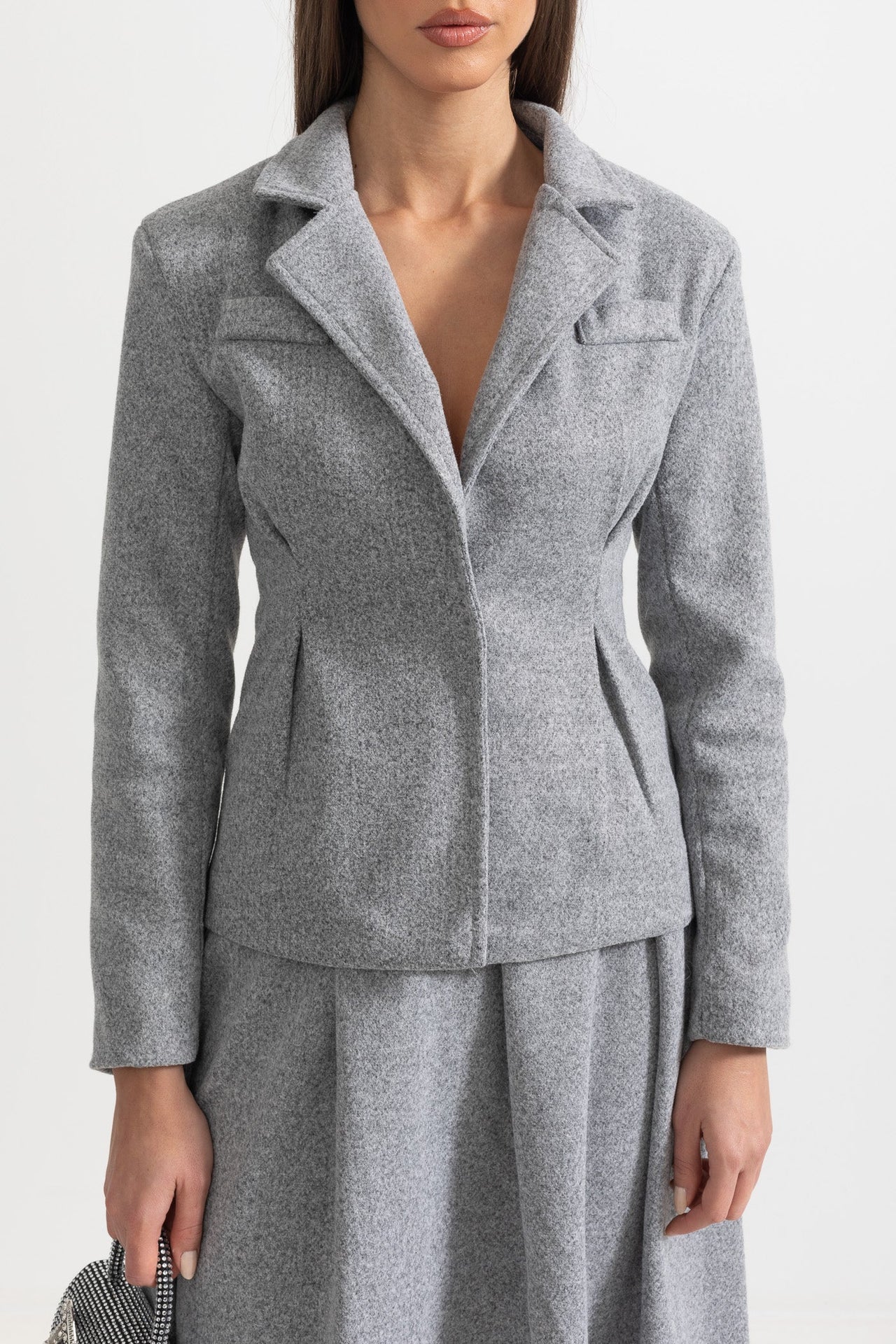 Elegant Two-Piece Tailored Blazer And Pleated Skirt Ensemble - Gray