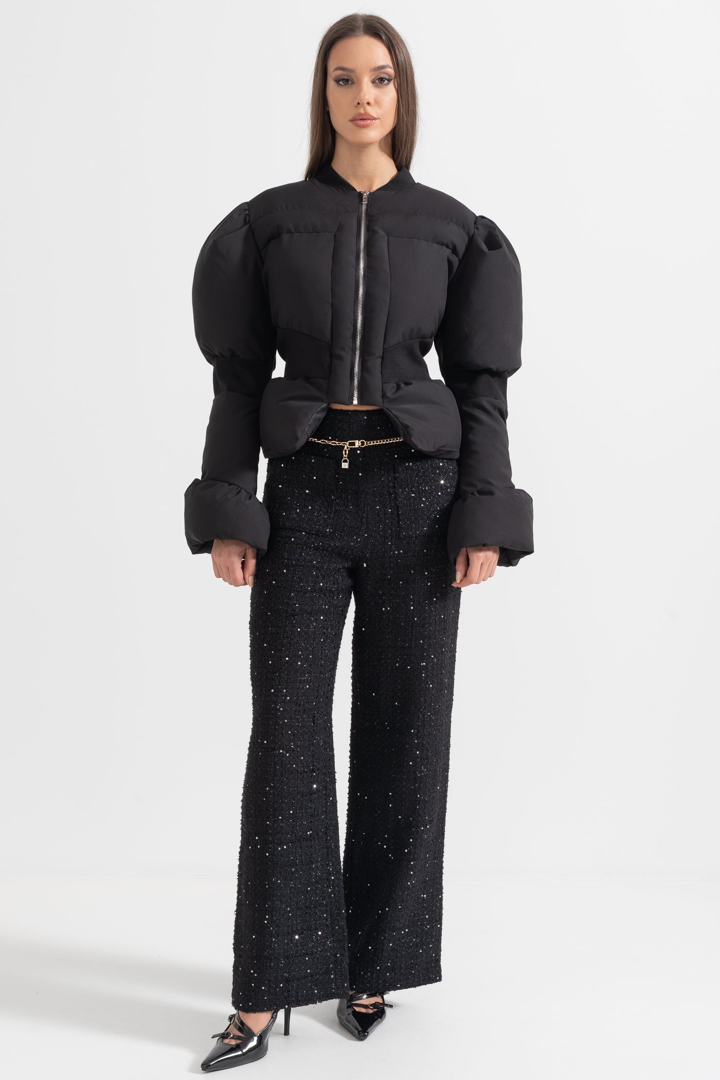 Cropped Puffer Jacket With Fitted Waistline - Black