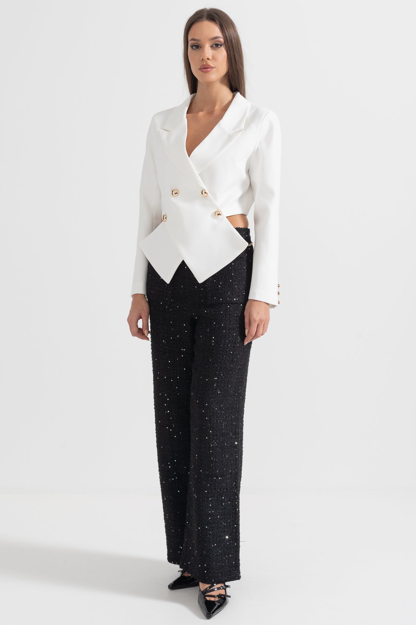 Contemporary Blazer With Crossed Front Closure - White