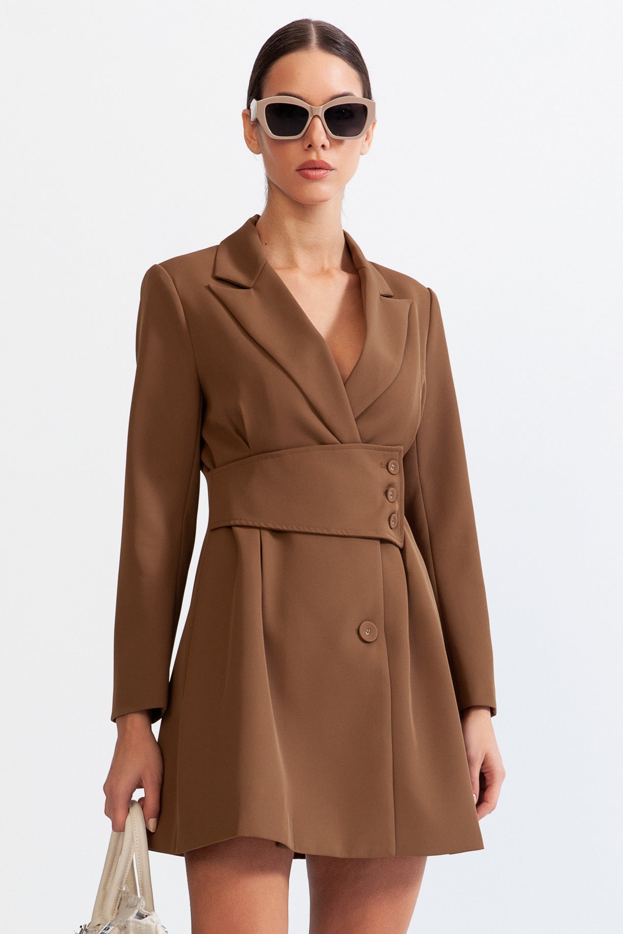 Blazer Type Dress with Highlighted Waist - Brown