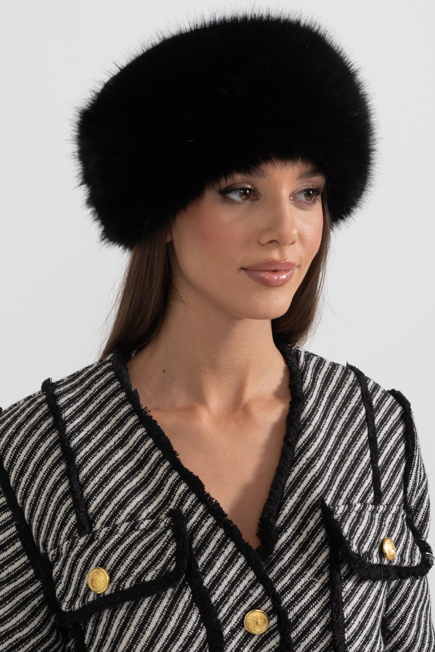 Furry Hat With Wide Brim - Black