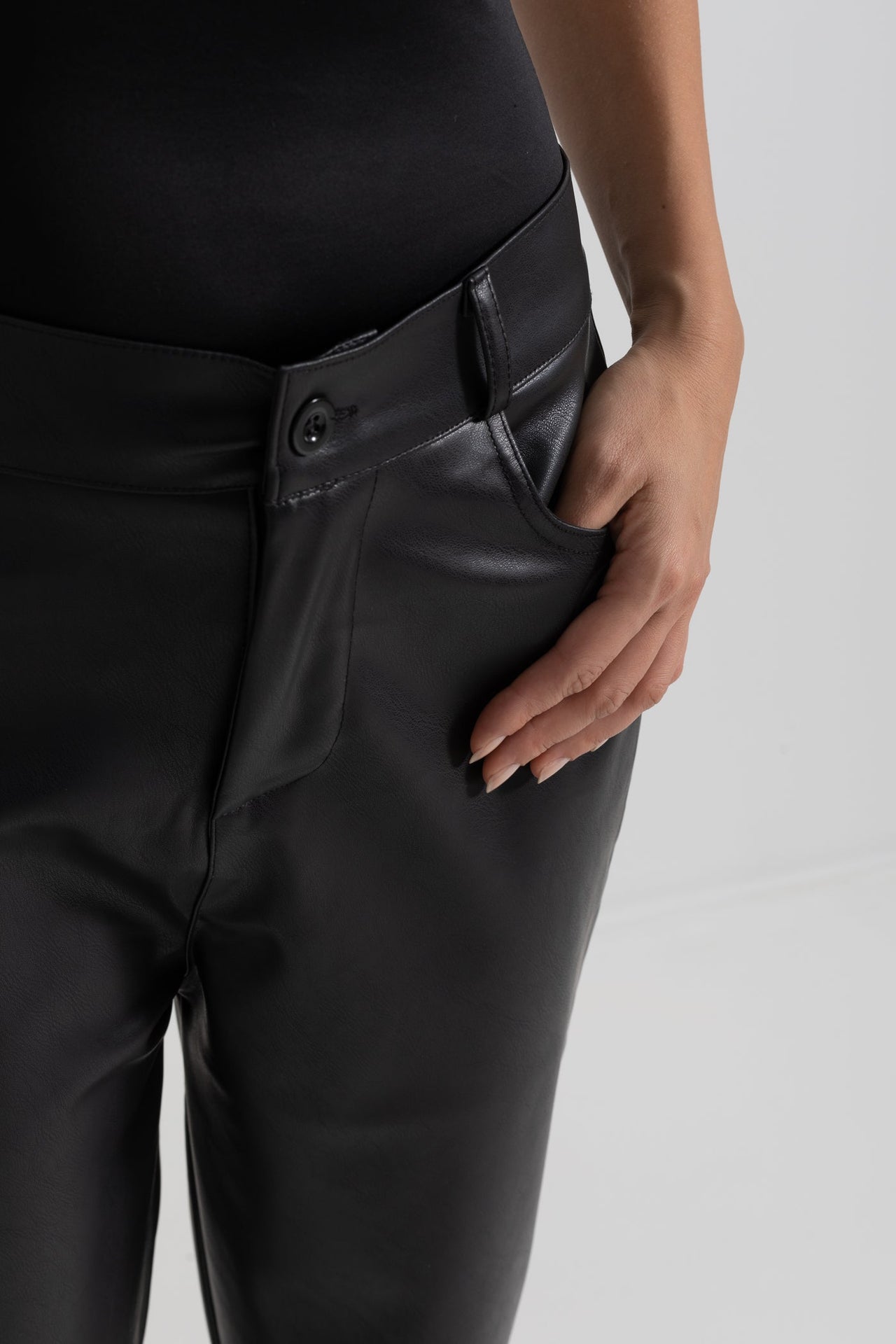 Cropped Vegan Leather Trousers - Black