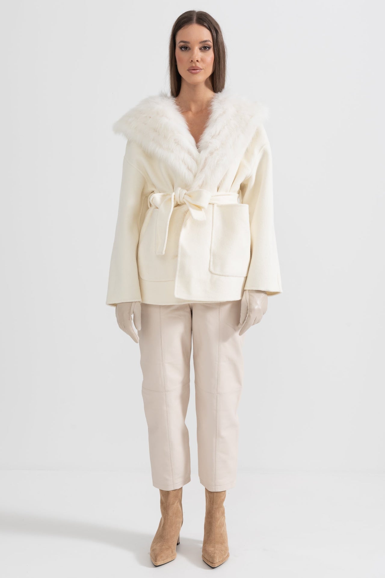 Fur-Collar Jacket With Oversized Hood And Waistband - Ivoire