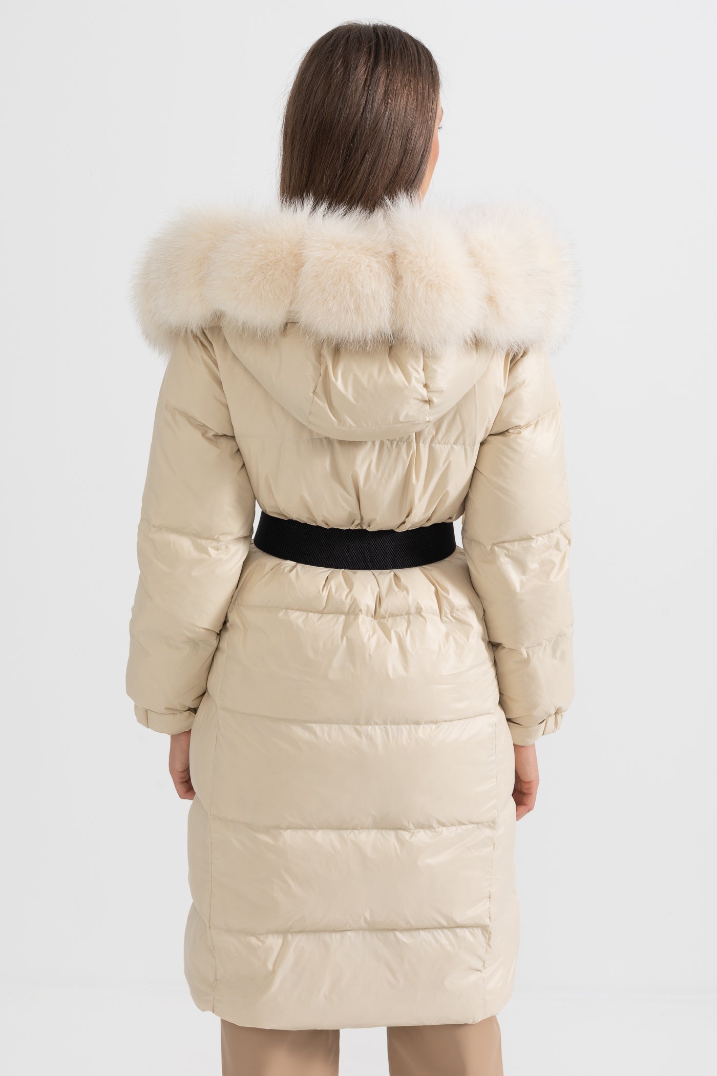 Long Puffer Jacket With White Fox Fur-Lined Hood - Ivoire