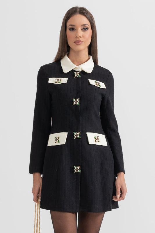 Elegant Buttoned Dress With Contrasting Collar And Pockets - Black